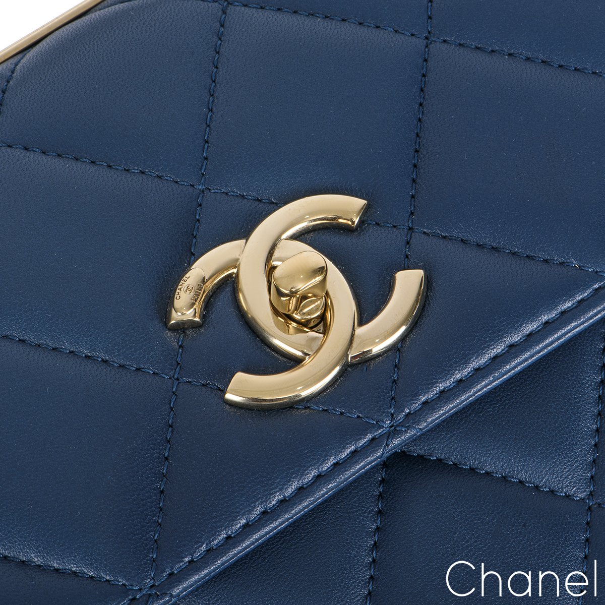 Trendy CC CHANEL Classic Flap Bag - Mini Rectangular Blue Leather  ref.519030 - Joli Closet